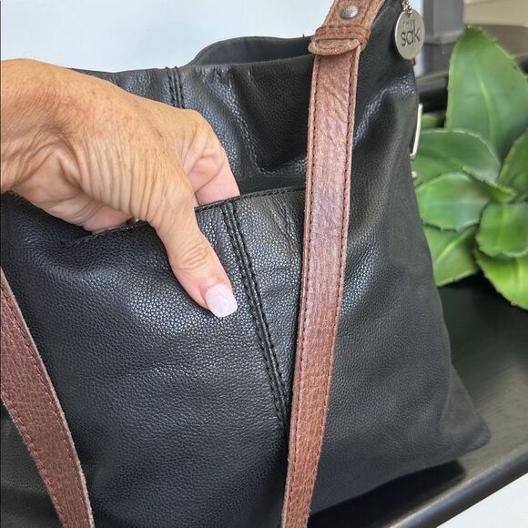 The Sak genuine leather shoulder tote purse neutral clean luxurious - Picture 6 of 10
